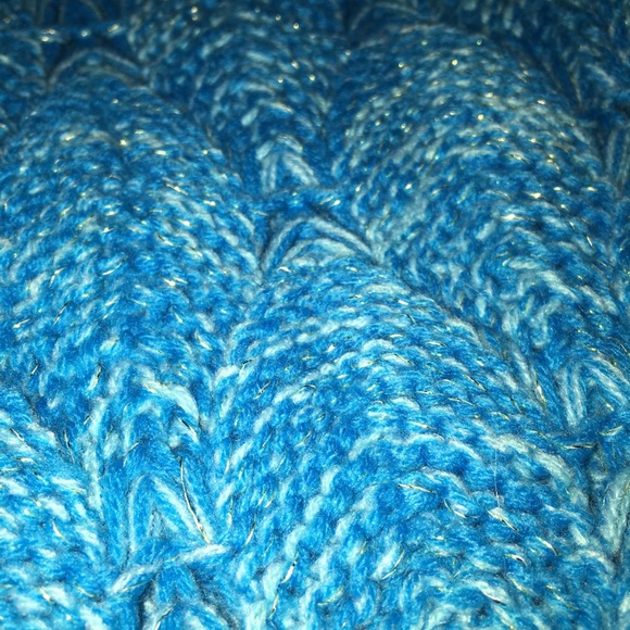 Fish scale mermaid tail blanket with glitter - Picture 4 of 4